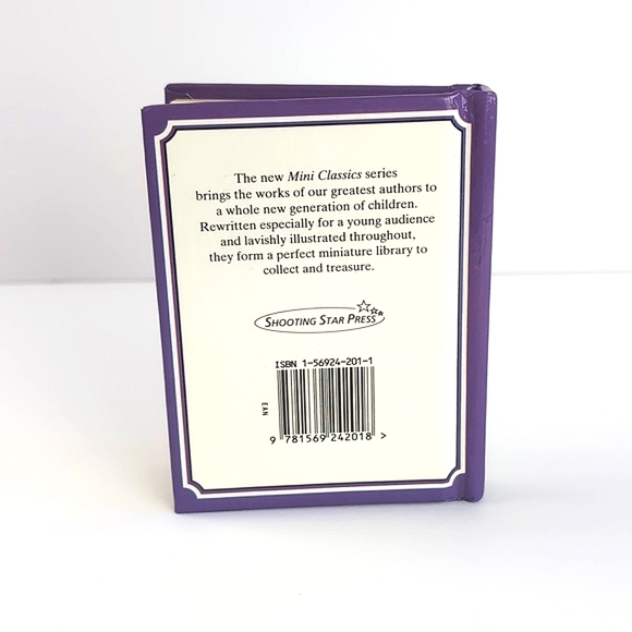 Aesop's Fables Mini Classics Illustrated Book - Picture 4 of 11